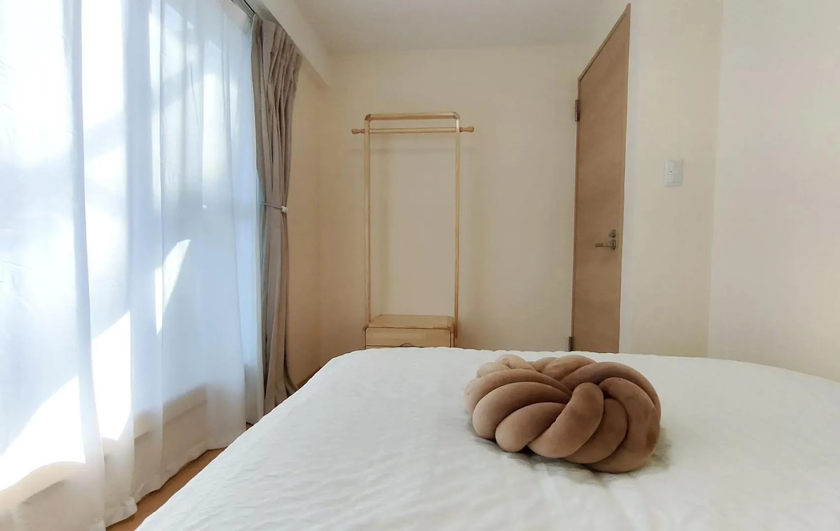 41池袋最中心 两室一厅 池袋站10分 2 Rooms Ikebukuro Center 10 Mins To St Max 5P 直达新宿 涉谷 表参道 池袋 上野 代代木 银座 原宿 Tokyo 0*,  Japan